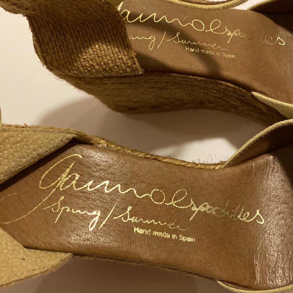 ✨NEW✨SUEDE WEDGE ESPADRILLES LIGHT YELLOW - Picture 6 of 16